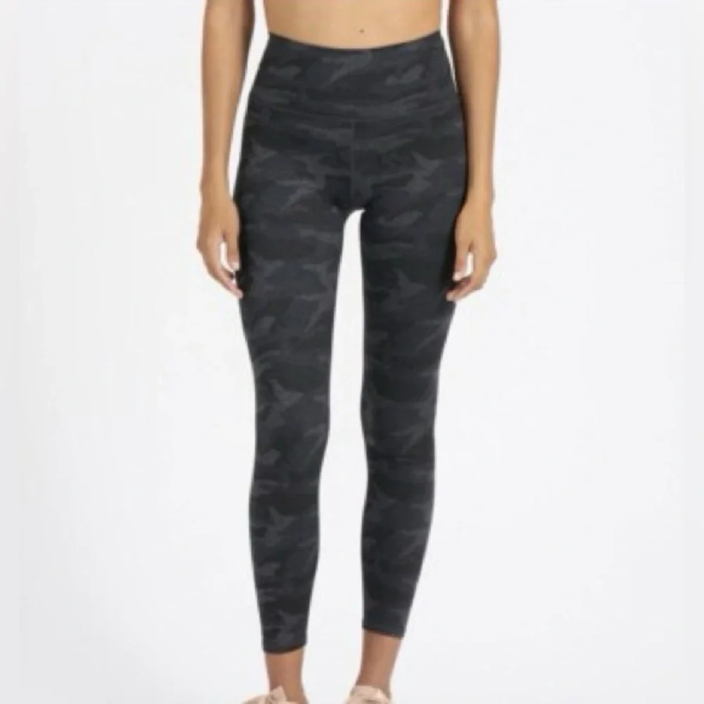 Vuori Clean Elevation Leggings‎
